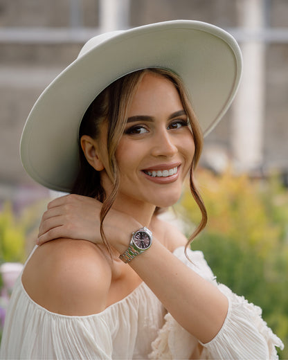 Allure 32mm Three-hands Date Silver-tone Black dial Stainless steel swiss watch