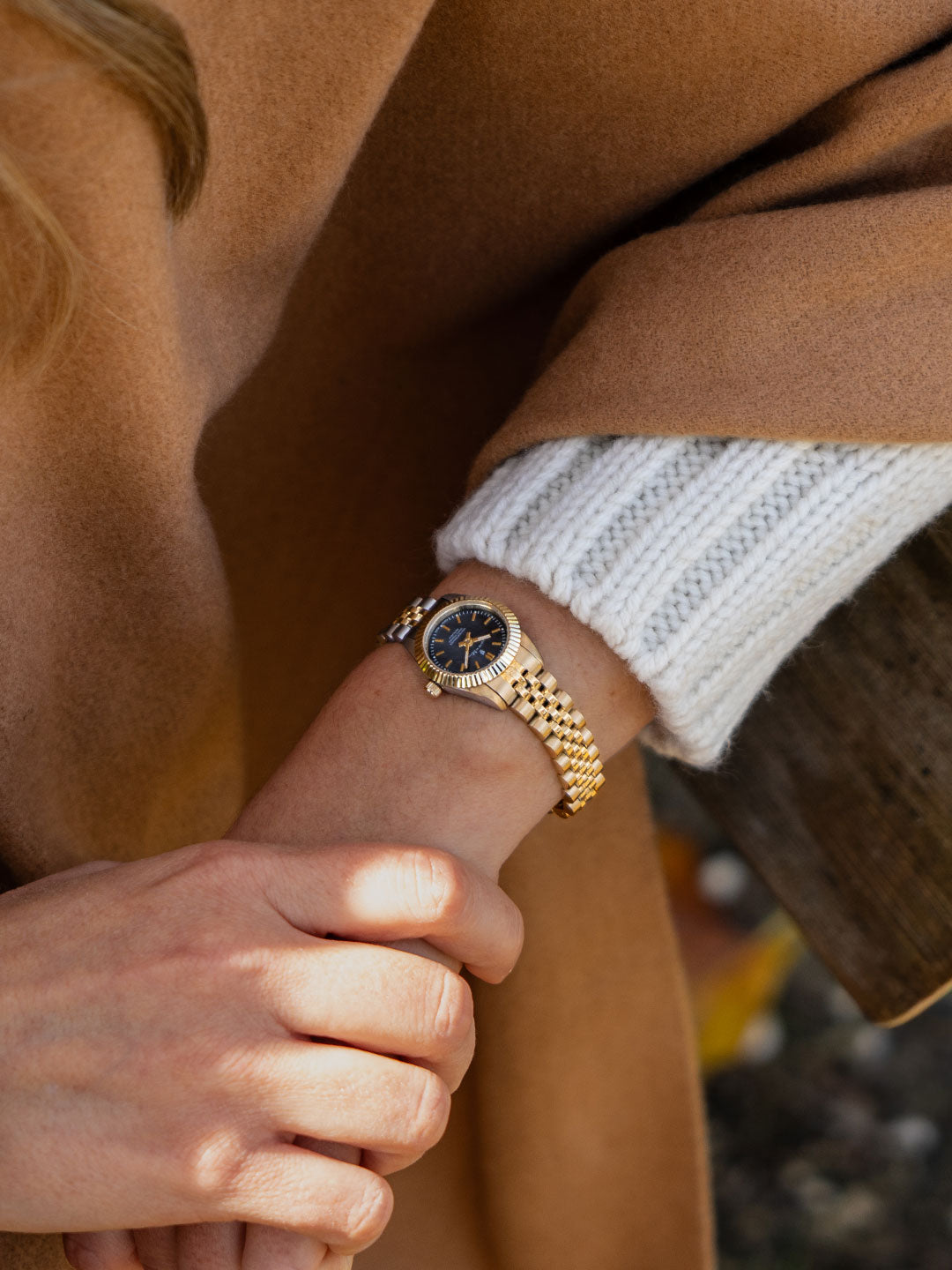 Mini Inspiration 22mm Two-hands Gold-tone Black dial Stainless steel swiss watch